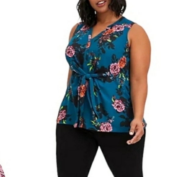 2X Plus Size Torrid Peplum Georgette Button-Front Tie-Front Blouse Flora… - Picture 2 of 2